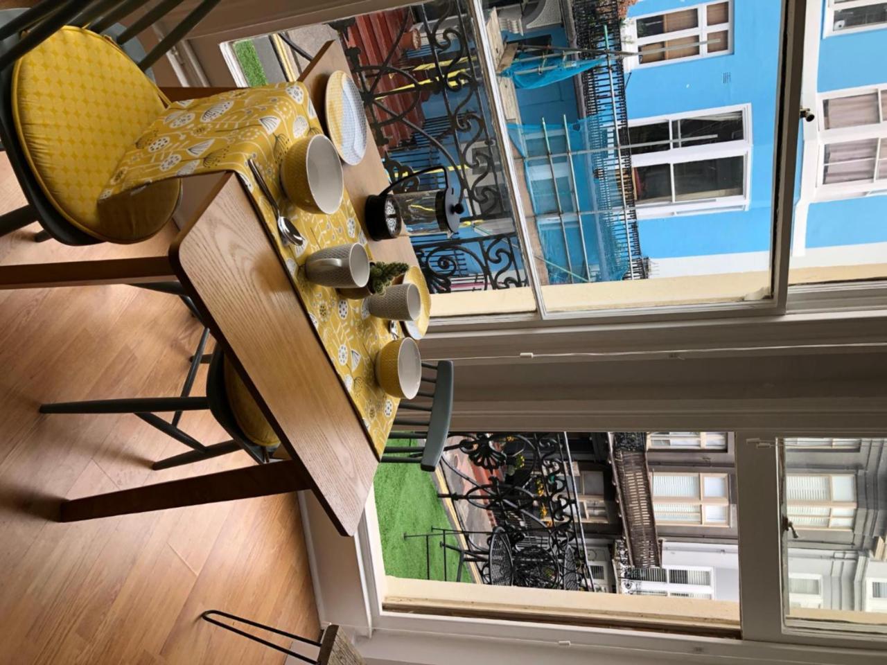 Striking Seaside One Bed Balcony Flat In Brightonアパートメント エクステリア 写真
